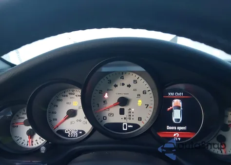 2011 Porsche Panamera 2/4 z USA, uszkodzony, nr VIN WP0AA2A77BL017162